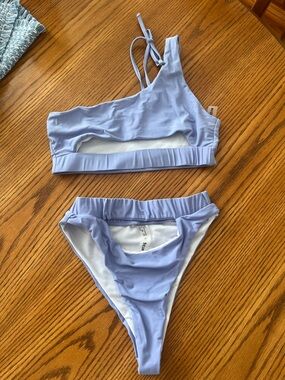 SHEIN Light Lavender One-Shoulder Cutout Bikini Set